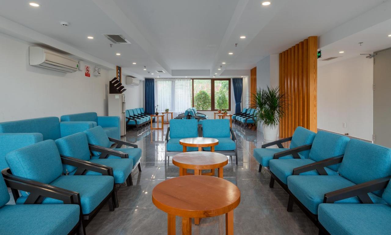 Stellar Hotel Duong Dong  Buitenkant foto