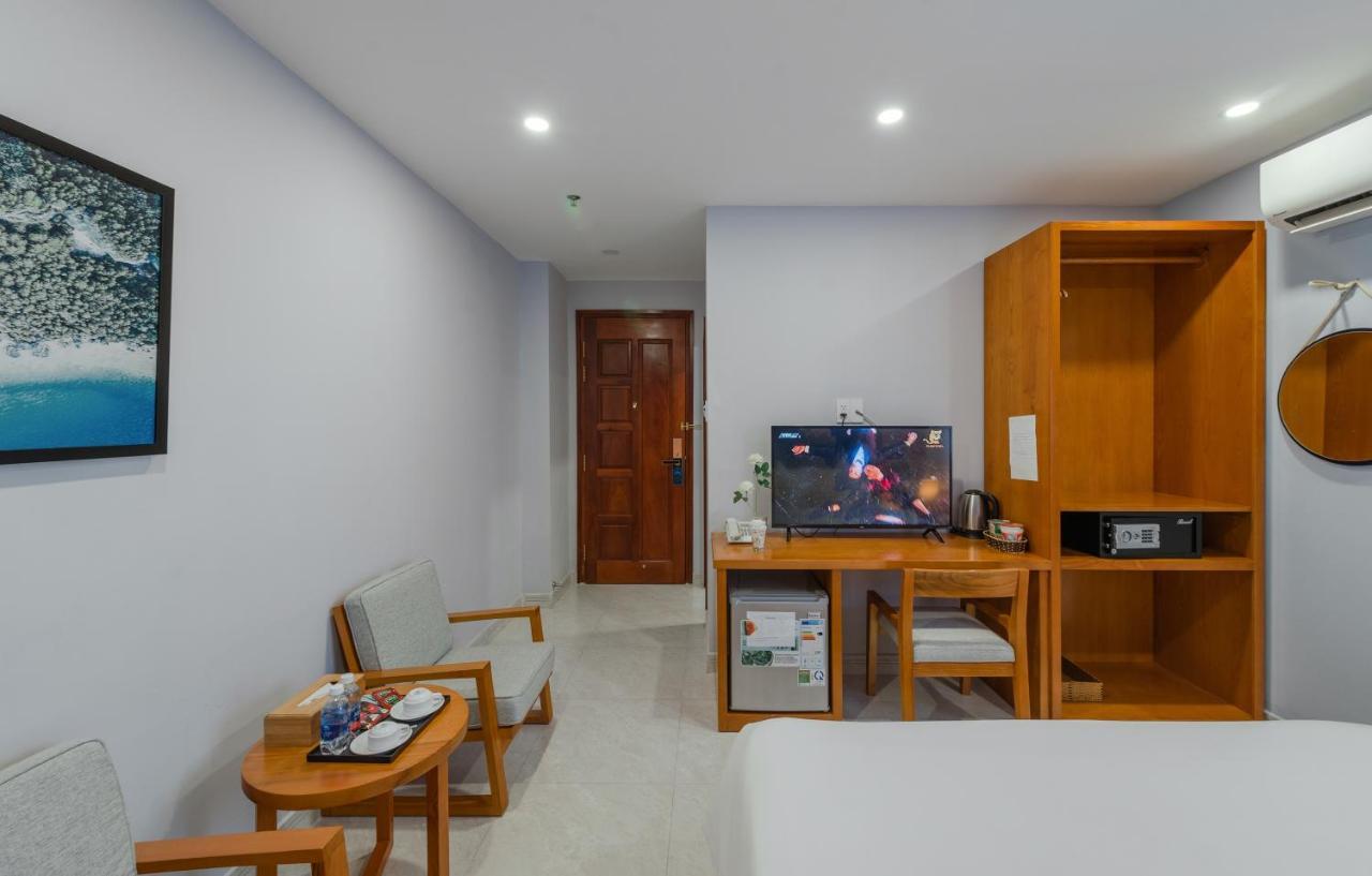 Stellar Hotel Duong Dong  Buitenkant foto